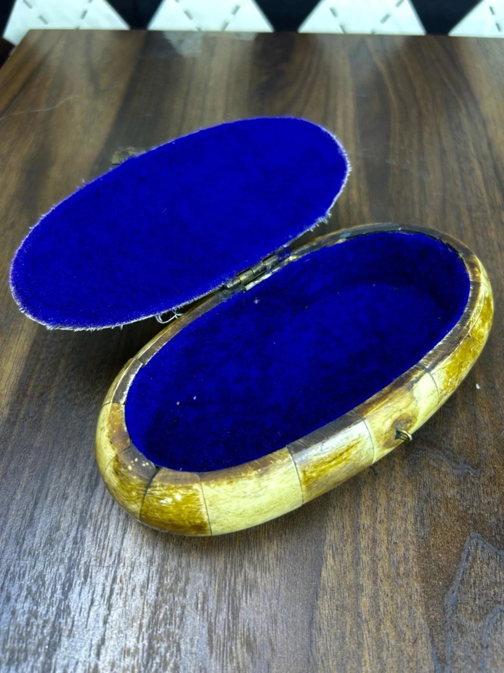 Vintage Bovine Bone Trinket Box Brass‎ Inlay Jewelry Box Collectible Carmel Bone